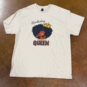 Gildan Happy Birthday Queen T-Shirt XL